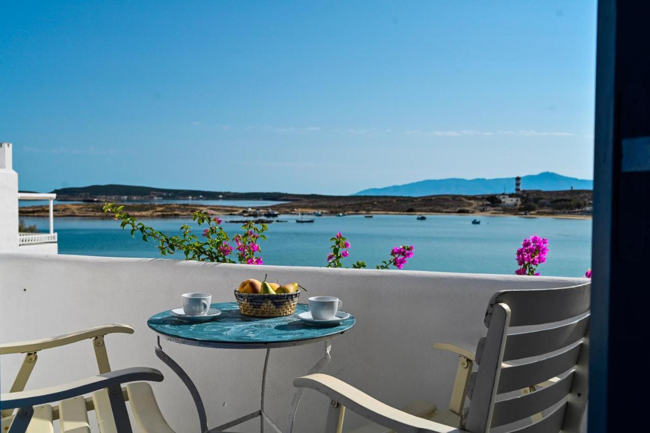 Beachfront Bocamviglies Rooms - Naoussa Bespoke View Bagian luar foto