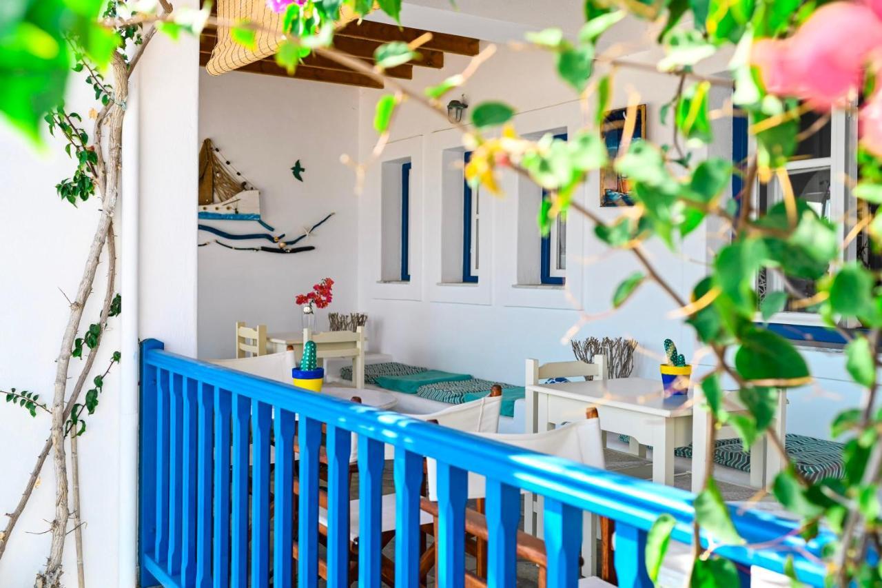 Beachfront Bocamviglies Rooms - Naoussa Bespoke View Bagian luar foto