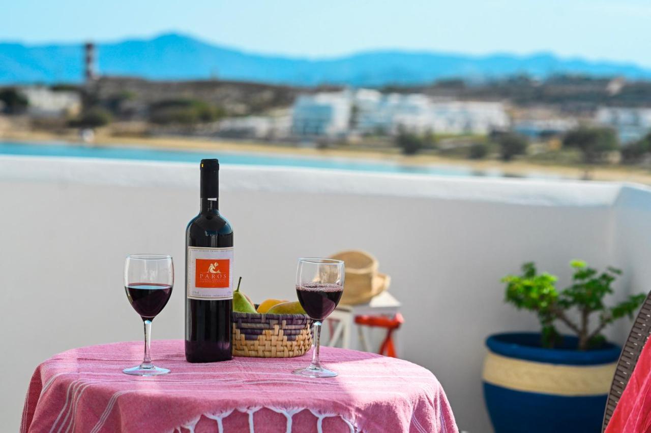 Beachfront Bocamviglies Rooms - Naoussa Bespoke View Bagian luar foto