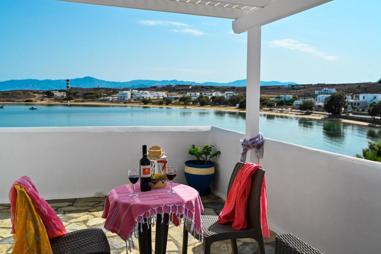 Beachfront Bocamviglies Rooms - Naoussa Bespoke View Bagian luar foto