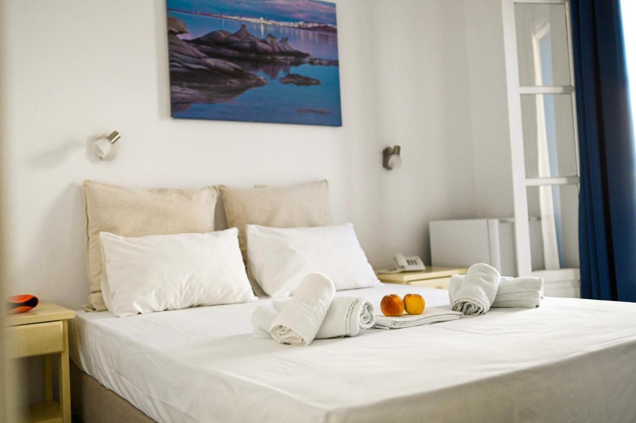 Beachfront Bocamviglies Rooms - Naoussa Bespoke View Bagian luar foto