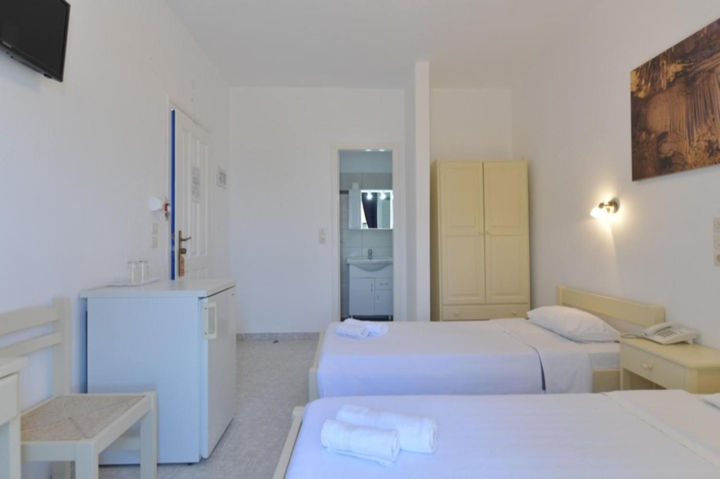 Beachfront Bocamviglies Rooms - Naoussa Bespoke View Ruang foto